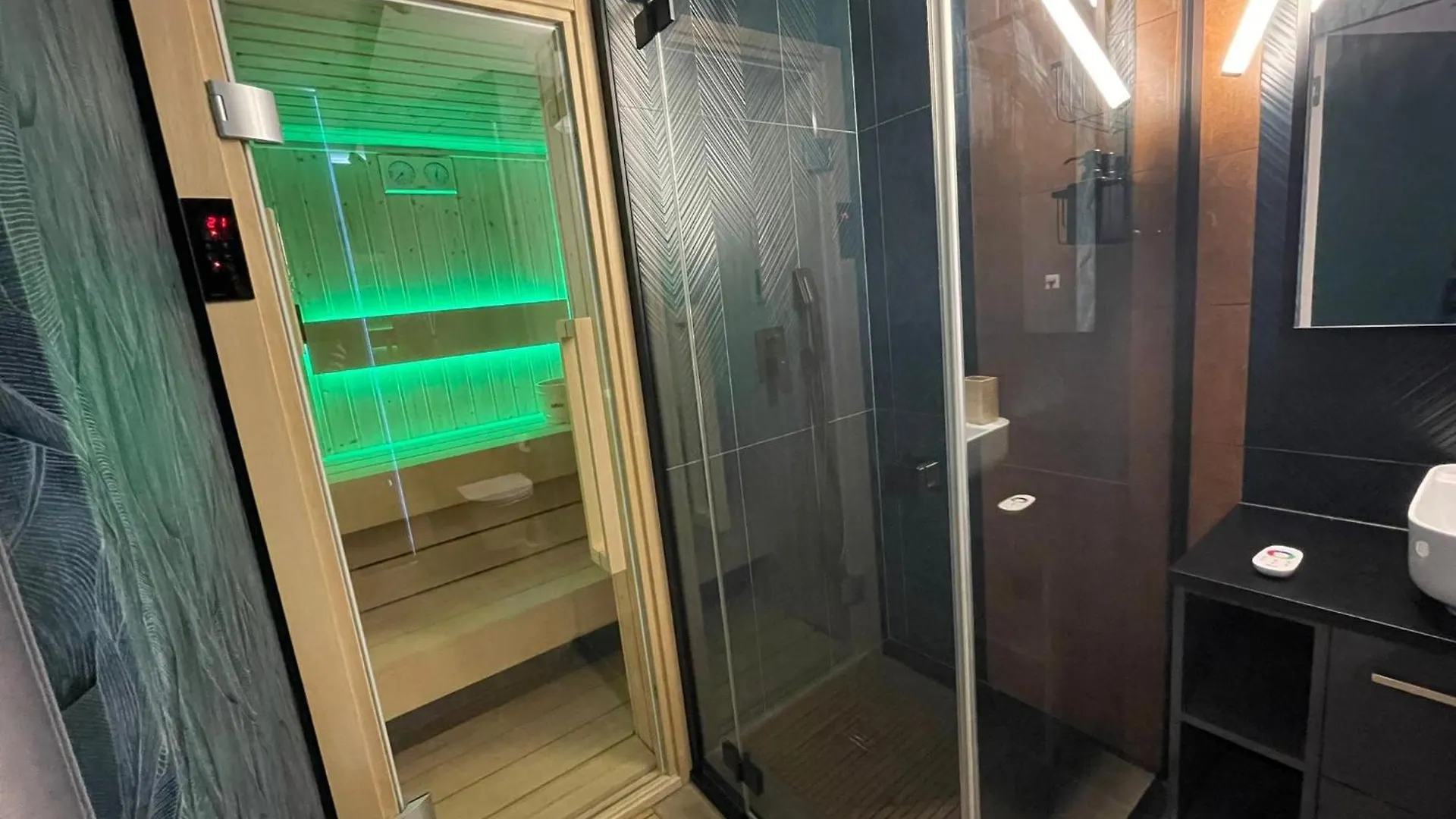 New Comfortable Apartment With Balcony And Sauna On Klimieckiego Street Krakow