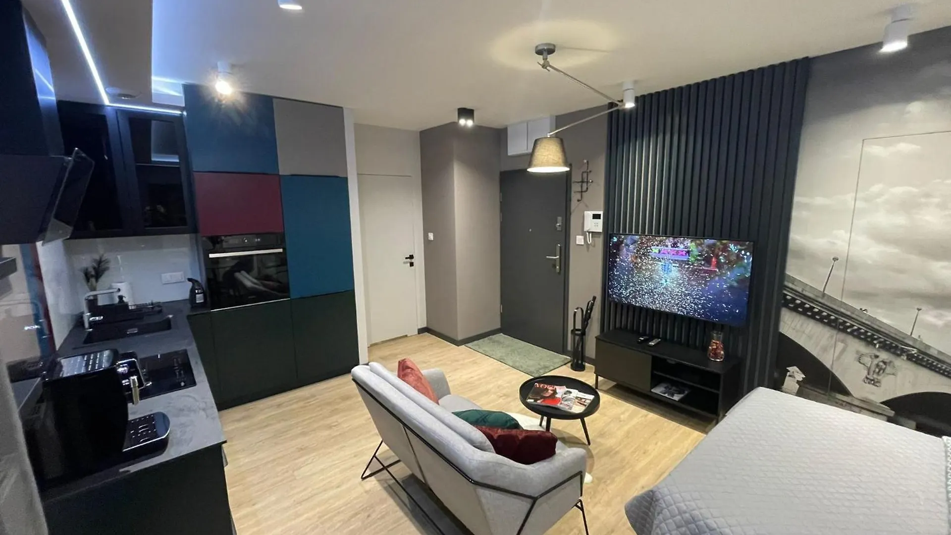 New Comfortable Apartment With Balcony And Sauna On Klimieckiego Street Krakow