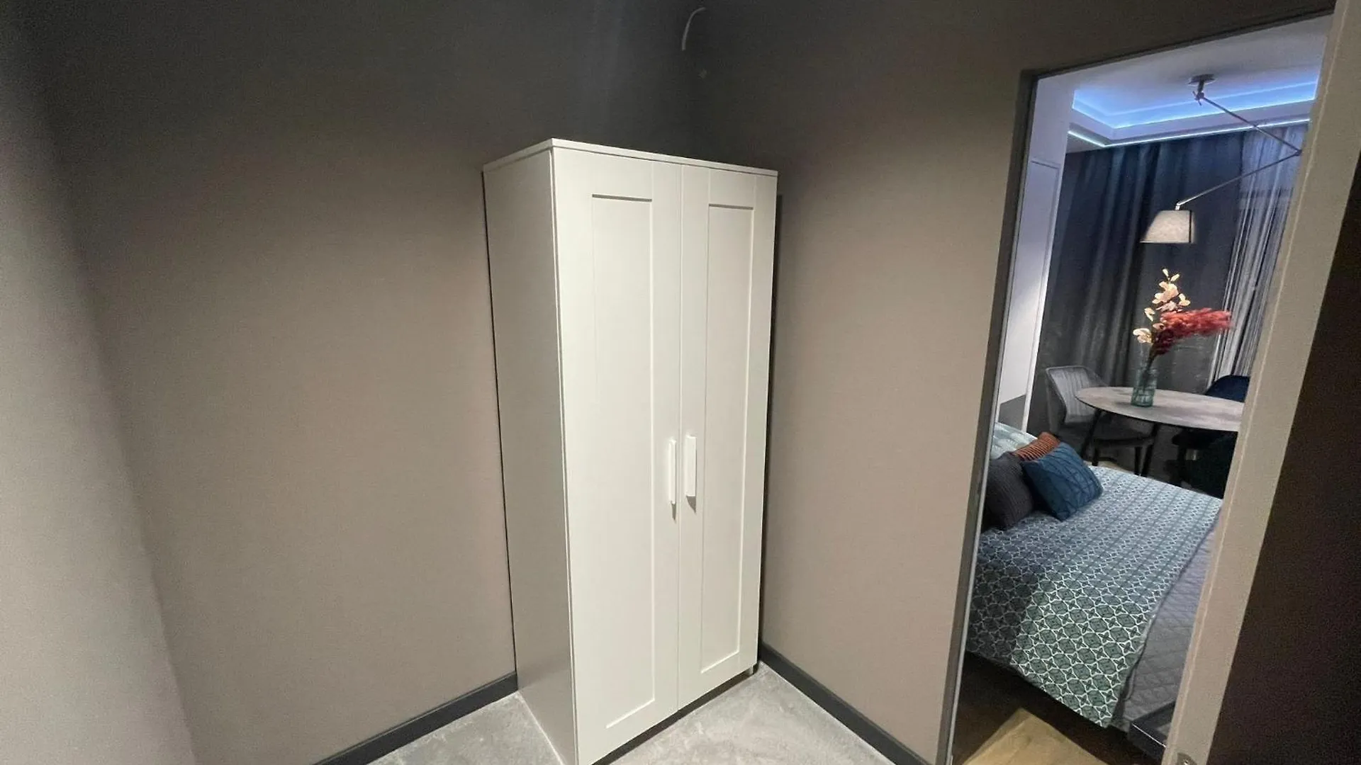 New Comfortable Apartment With Balcony And Sauna On Klimieckiego Street Krakow Poland